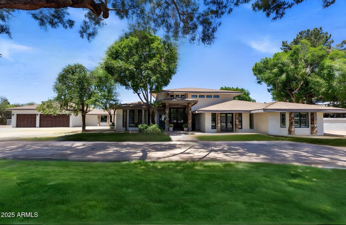 6319 E Mariposa St in Scottsdale, AZ - Building Photo
