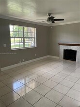 145 NE 191st St in Miami, FL - Building Photo - Building Photo