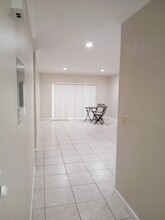 8732 Bella Vista Dr, Unit 42 in Boca Raton, FL - Building Photo - Building Photo