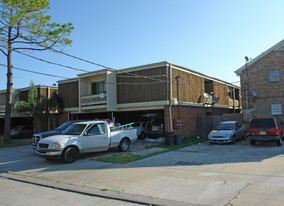 2133 Pasadena Ave in Metairie, LA - Building Photo