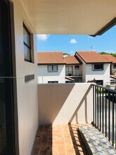 13458 SW 62nd St-Unit -Q101 in Miami, FL - Foto de edificio - Building Photo