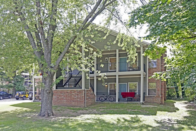 1311 W Mount Comfort Rd in Fayetteville, AR - Building Photo - Building Photo