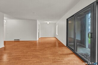 57 Lawson Ln in Ridgefield, CT - Building Photo - Building Photo