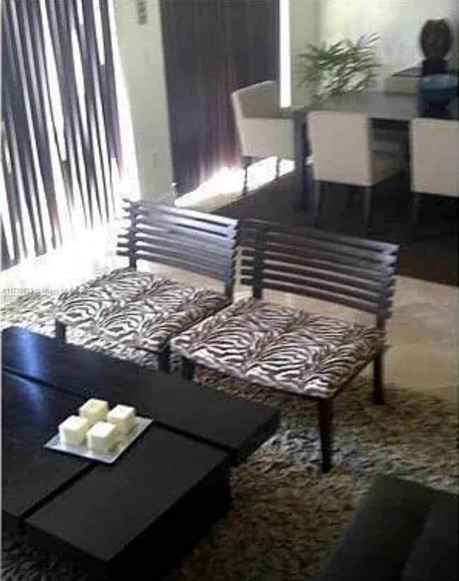 9940 NW 43rd Terrace in Doral, FL - Building Photo - Building Photo