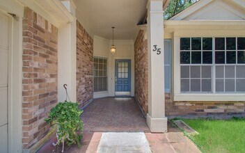 35 Cottage Grove Pl in Spring, TX - Building Photo - Building Photo