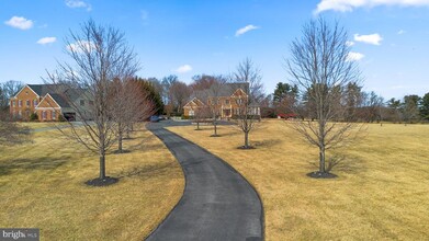 20806 Fairway View Dr in Laytonsville, MD - Building Photo - Building Photo