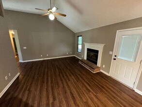 1409 Aaronwood Dr in Old Hickory, TN - Building Photo - Building Photo