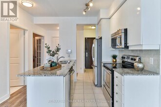 80 Absolute Ave in Mississauga, ON - Building Photo - Building Photo