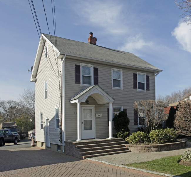 348 Larkfield Rd