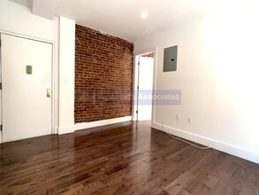 2 St Nicholas Terrace in New York, NY - Building Photo - Building Photo