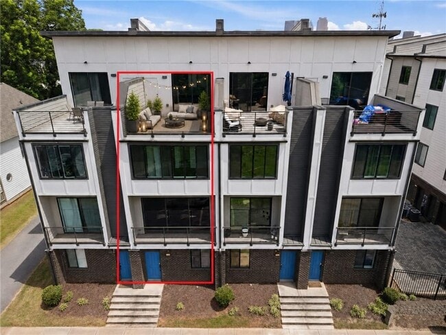 property at 211 Bass St SW
