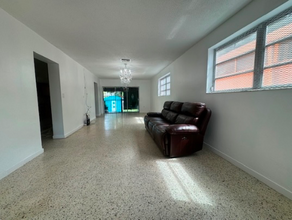 2477 SW 16th St-Unit -2477 in Miami, FL - Building Photo - Building Photo