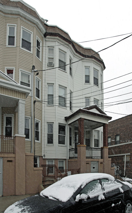 12 Paterson St in Jersey City, NJ - Foto de edificio