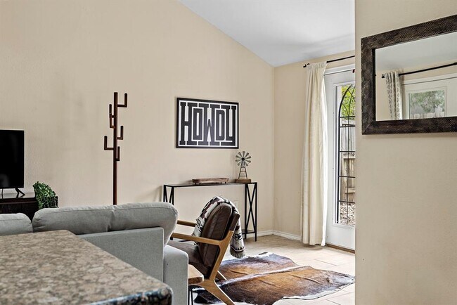 75 Pedernales St in Austin, TX - Building Photo - Building Photo