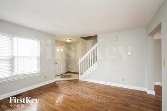 5246 Melbourne Rd in Indianapolis, IN - Building Photo - Building Photo