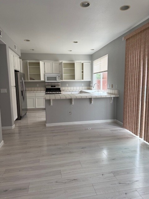 553 Hibiscus Dr in South San Francisco, CA - Building Photo