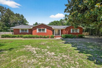 758 9th Ave in Crestview, FL - Building Photo - Building Photo