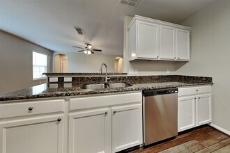 10208 Jewel Ct in Conroe, TX - Building Photo - Building Photo