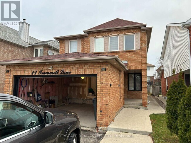 11 Trammell Ln in Brampton, ON - Building Photo - Building Photo