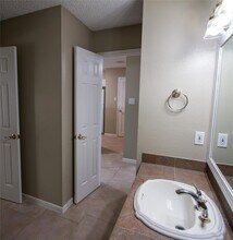 202 Lakeview Terrace in Montgomery, TX - Building Photo - Building Photo