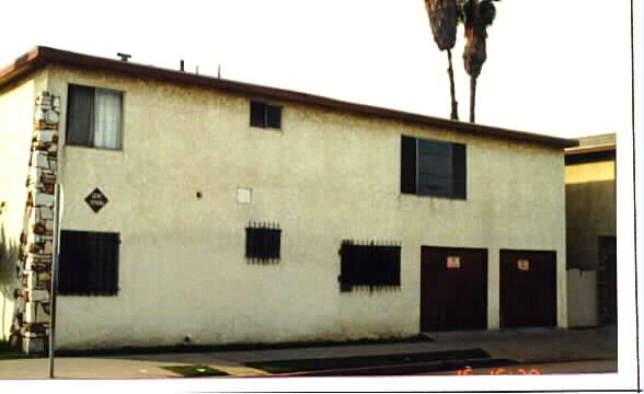 903 Daisy Ave in Long Beach, CA - Building Photo - Building Photo