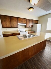 Ridgecrest Apartments photo'