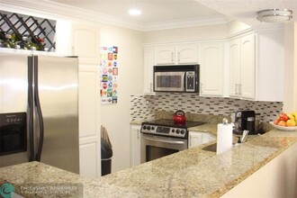 1515 E Broward Blvd in Fort Lauderdale, FL - Building Photo - Building Photo