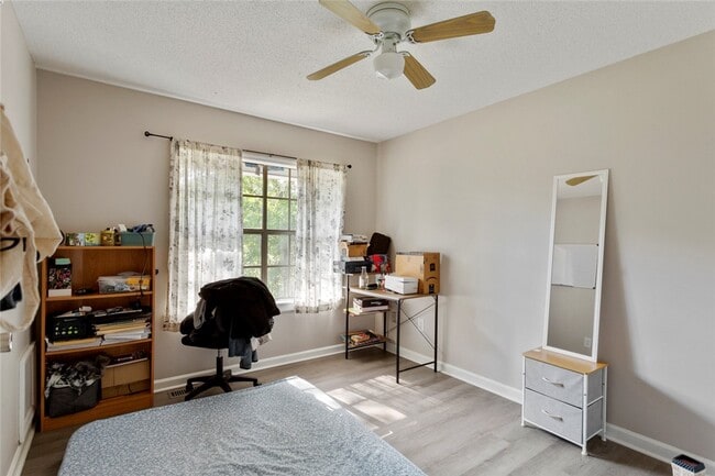 property at 515 N Walnut St