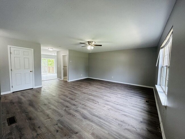 15-15 Shenandoah Dr in Florence, KY - Building Photo - Building Photo