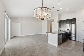 11007 Inside Loop in Orlando, FL - Building Photo - Building Photo