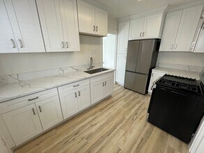 828 1/2-728 Ormond Ct in San Diego, CA - Building Photo - Building Photo