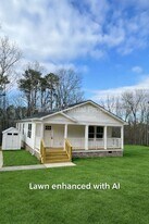 3811 Cagle Rd in Gainesville, GA - Building Photo