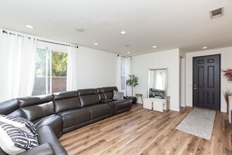 1877 Sheep Ranch Loop in Chula Vista, CA - Building Photo - Building Photo