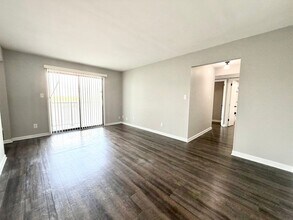 136 Jack Miller Blvd in Clarksville, TN - Building Photo - Building Photo