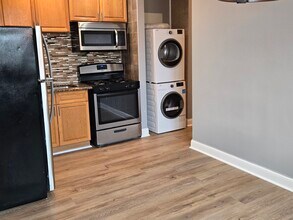 7024 Stenton Ave, Unit Suite B in Philadelphia, PA - Building Photo - Building Photo