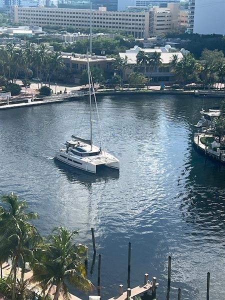 property at 600 W Las Olas Blvd