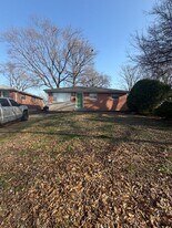 9065 Bobb Ave in St. Louis, MO - Building Photo