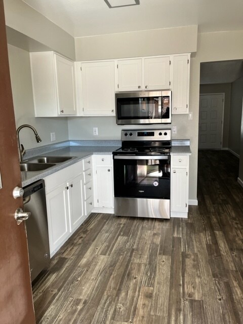 Suncourt Villas in Mesa, AZ - Building Photo