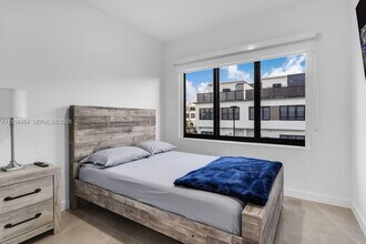 14502 SW 260th St in Princeton, FL - Building Photo - Building Photo