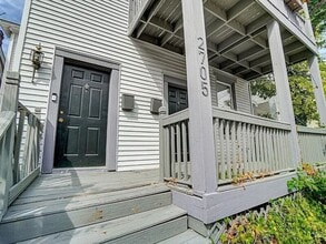 2705 Hackberry St in Cincinnati, OH - Building Photo - Building Photo
