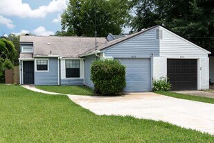 3223 Albert Dr in Tallahassee, FL - Building Photo