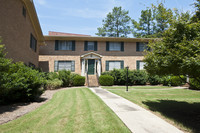 Pharr Court Condominiums in Atlanta, GA - Foto de edificio - Building Photo