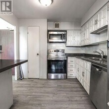 3555 Bathurst St in Toronto, ON - Building Photo - Building Photo