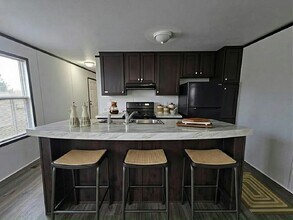 547 Waxwing Ln in Madison, WI - Building Photo - Building Photo