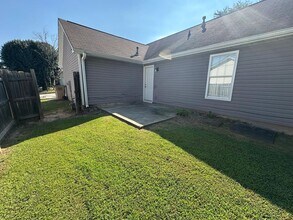 10629 Pine Forest Ln in Jonesboro, GA - Building Photo - Building Photo