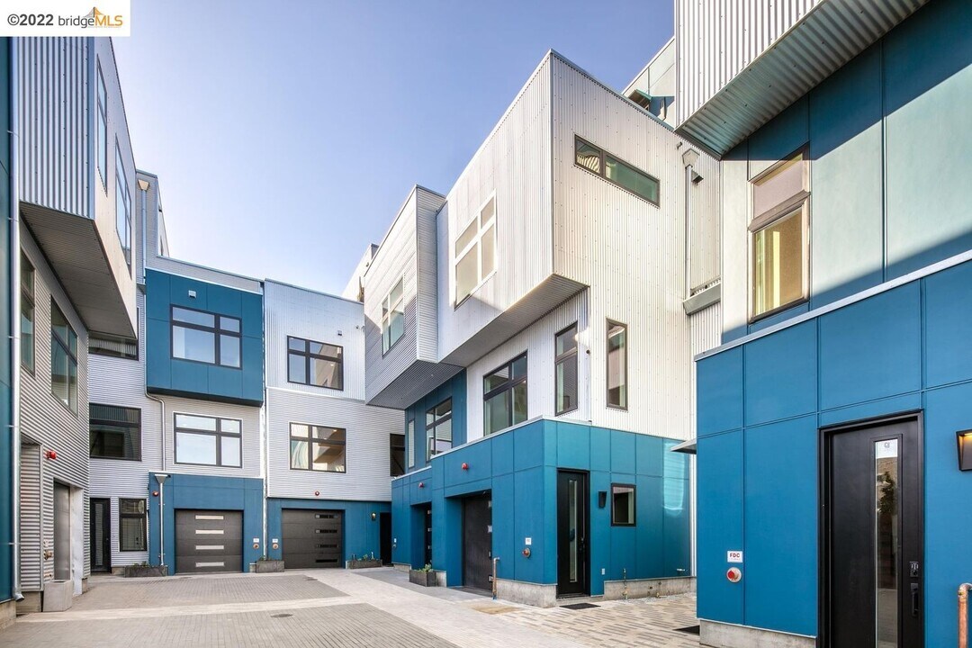 2511 Adeline St in Oakland, CA - Building Photo