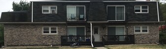 9751 Ravinia Ln, Unit 2W