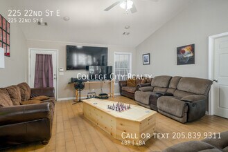 225 22nd E St in Tuscaloosa, AL - Building Photo - Building Photo