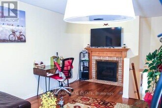 5611 Palmerston Crescent in Mississauga, ON - Building Photo - Building Photo