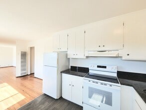 175 San Jose Ave in Pacifica, CA - Building Photo - Building Photo